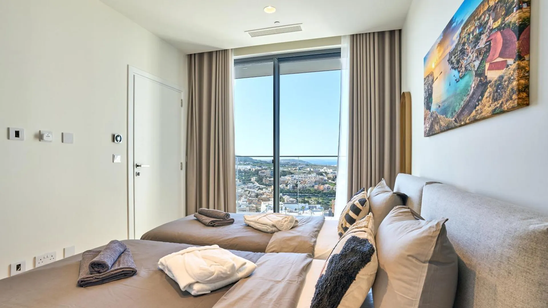 High-Rise Elegance 18Th Floor Apartment With Stunning Sea Views Saint Julian's